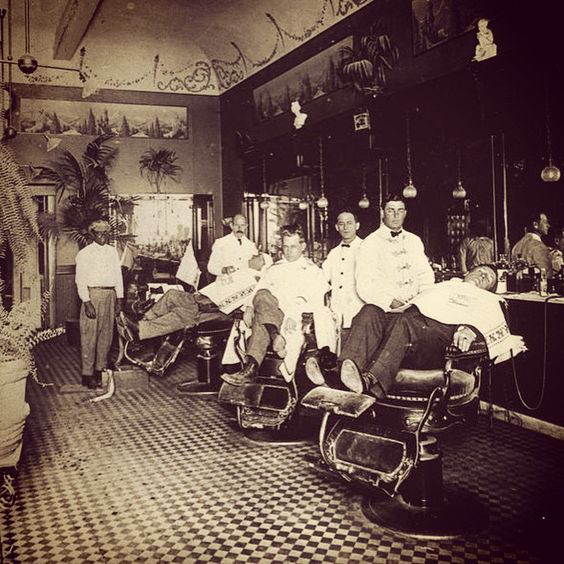 Old school barbershop Frizerie autentica llasica